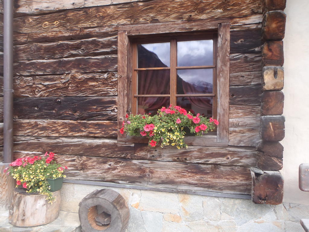 Baita La Broina Livigno Phòng bức ảnh