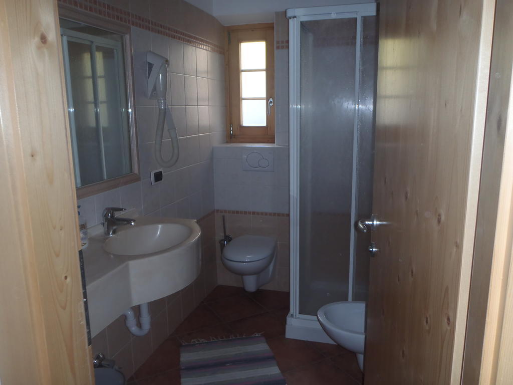 Baita La Broina Livigno Phòng bức ảnh