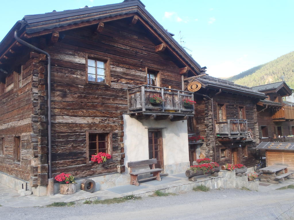 Baita La Broina Livigno Phòng bức ảnh